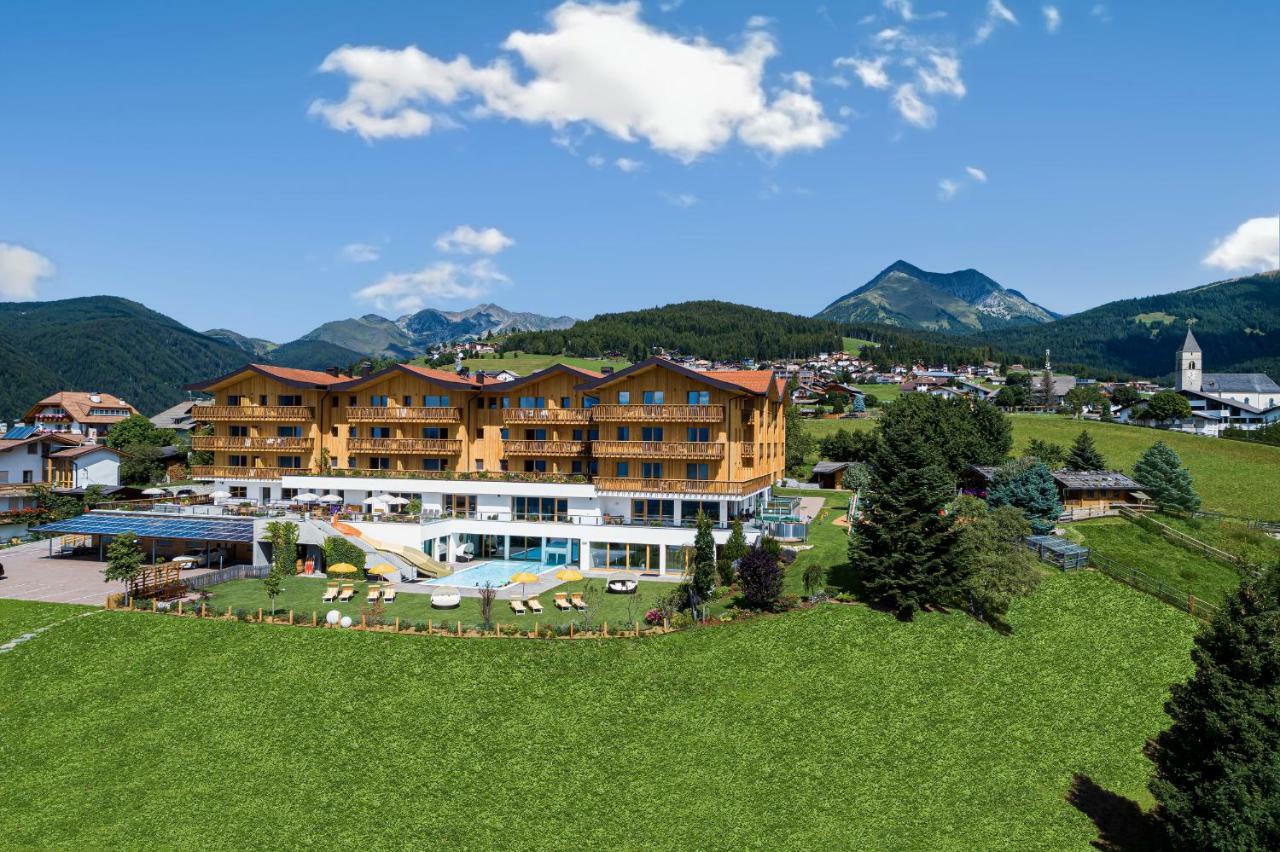 Family Home Alpenhof Maranza Bagian luar foto
